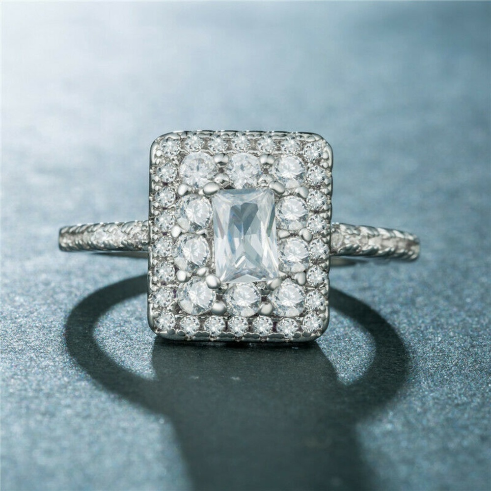 925 Silver Emerald Cut White Sapphire Ring New - Picture 1 of 4